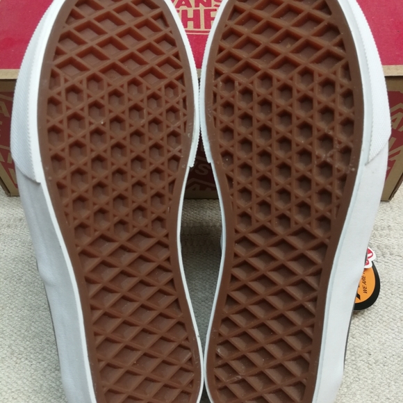 Vans x ASPCA Kids Authentic - Picture 7 of 8